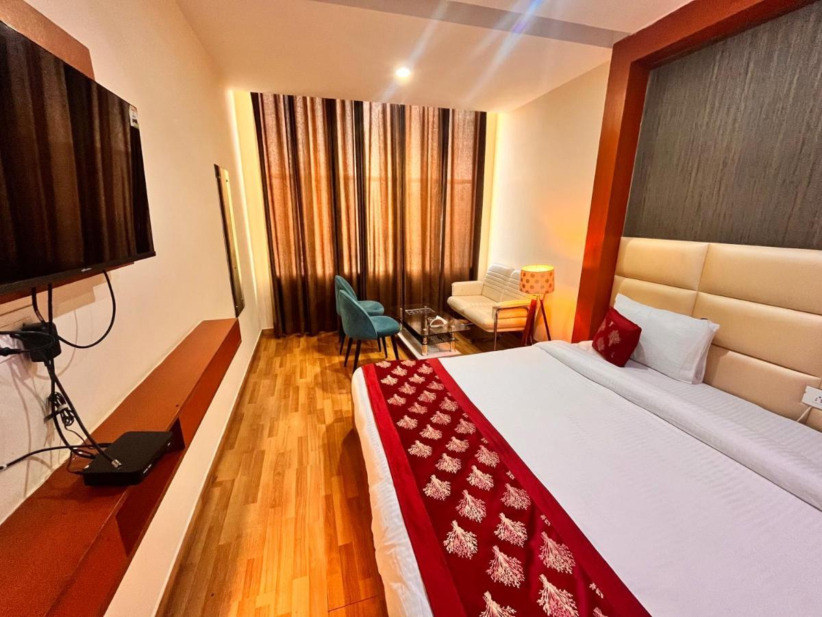 Oyster Pearl I Near Medanta Hospital I Sec-39 I Gurgaon Hotel Luaran gambar