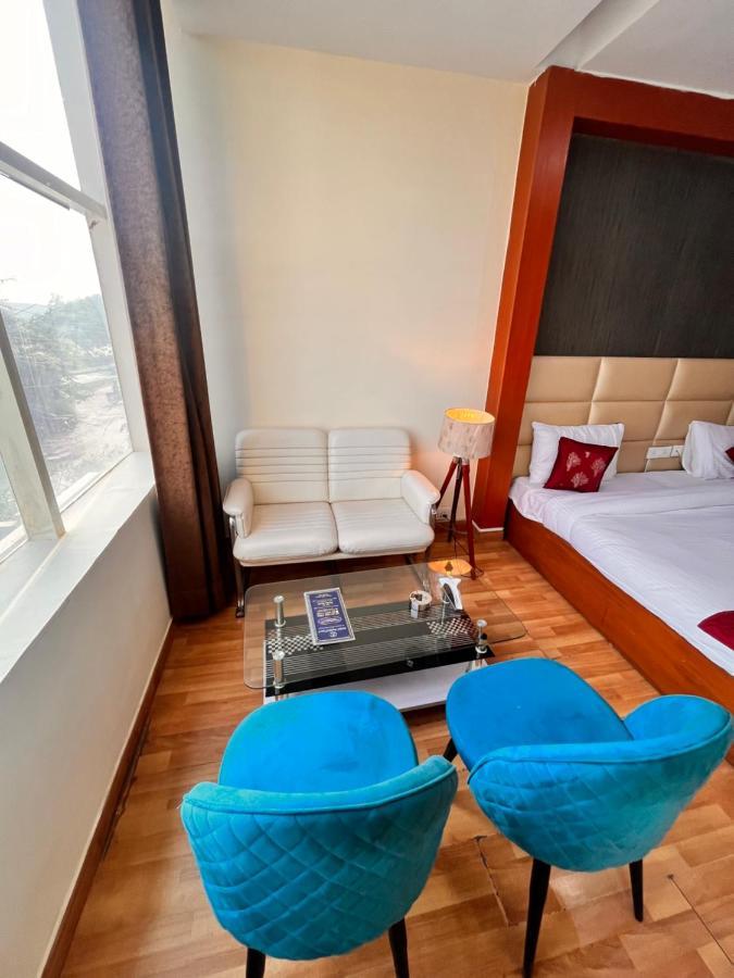 Oyster Pearl I Near Medanta Hospital I Sec-39 I Gurgaon Hotel Luaran gambar