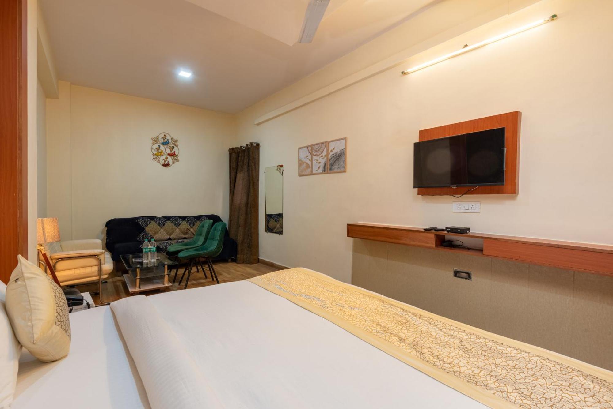 Oyster Pearl I Near Medanta Hospital I Sec-39 I Gurgaon Hotel Luaran gambar