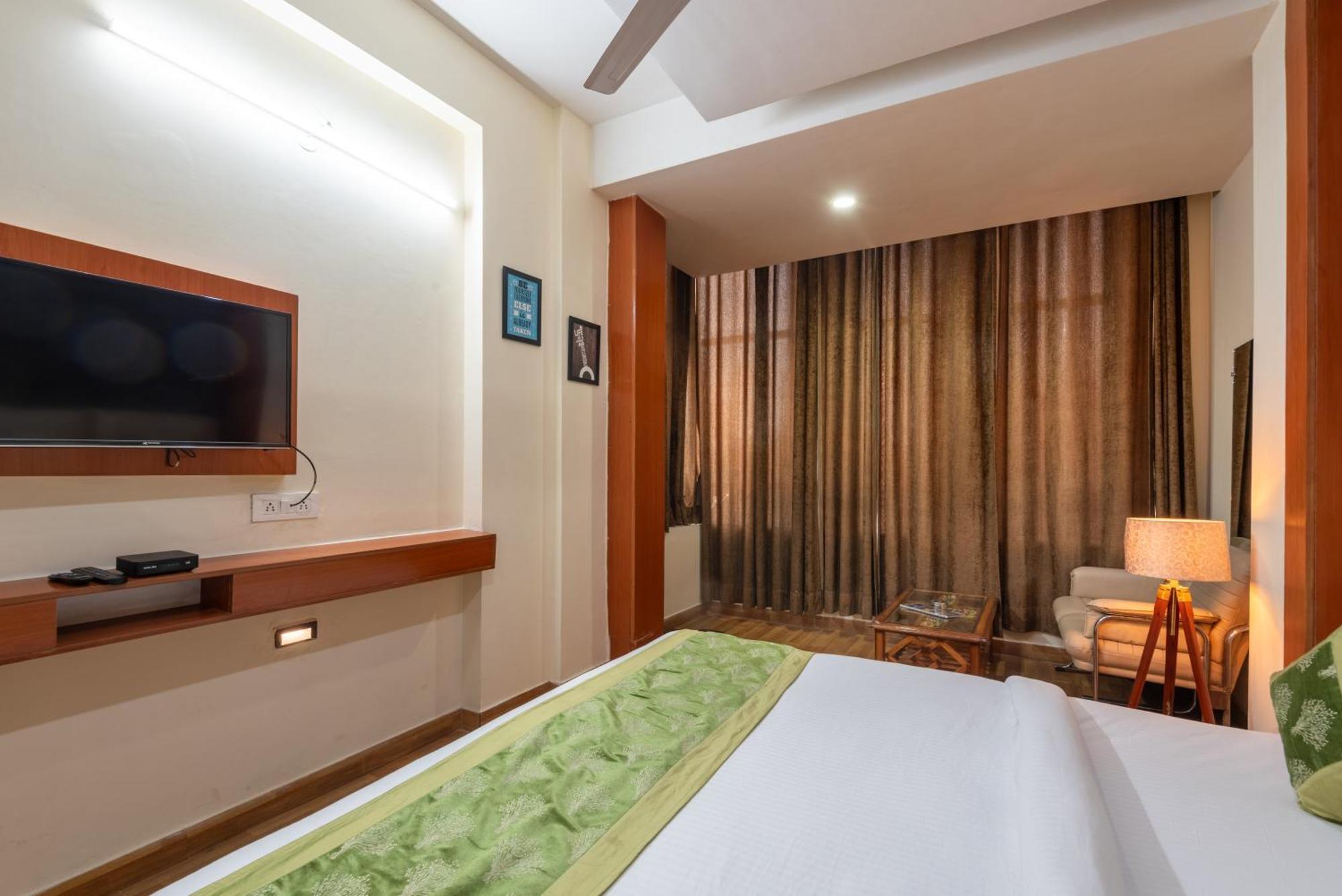 Oyster Pearl I Near Medanta Hospital I Sec-39 I Gurgaon Hotel Luaran gambar
