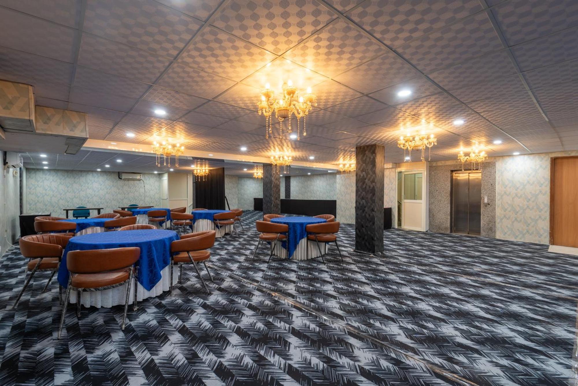 Oyster Pearl I Near Medanta Hospital I Sec-39 I Gurgaon Hotel Luaran gambar